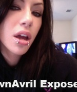 Dawn Avril Exposed 15